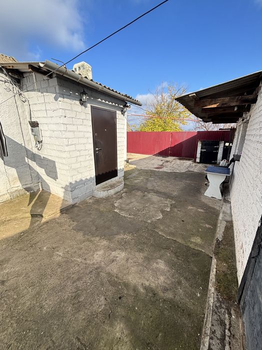 Затишний ,комфортний будинок.