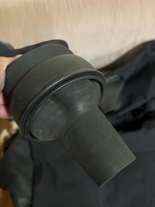 Suchy skafander no gravity