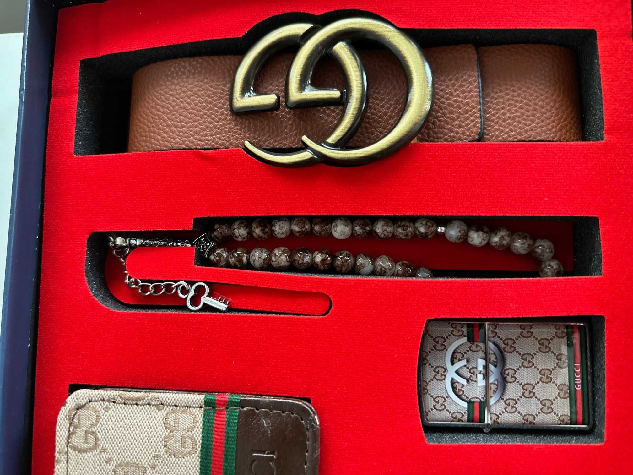 Zestaw prezentowy Gucci portfel pasek zegarek biżuteria
