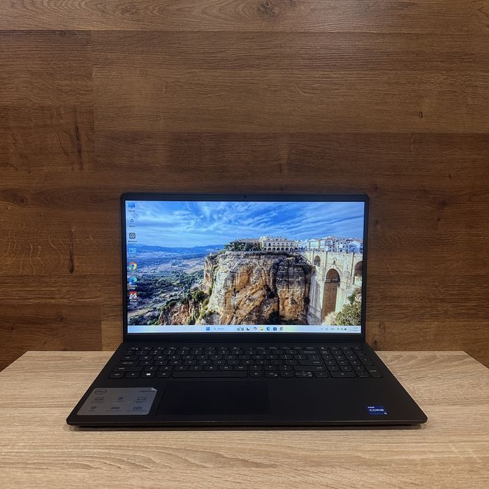 Dell Inspiron 15 3520 15.6” IPS FHD i5-1155G7/8/256