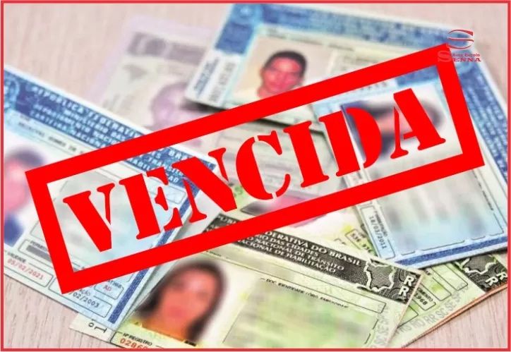 Esta com a cnh do Brasil  vencida