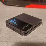 Uszkodzony Samsung Galaxy Z Flip 4