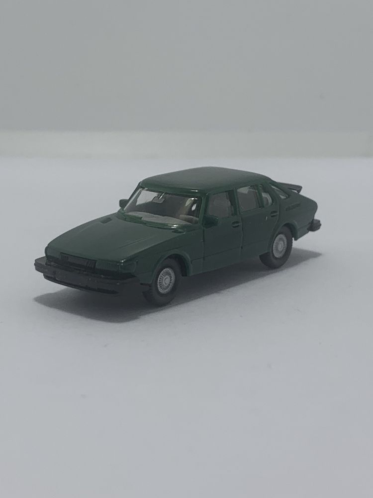 Saab 900 Turbo da Wiking escala 1/87