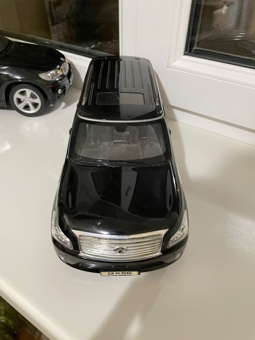 Игрушечная машинка 32 см длина