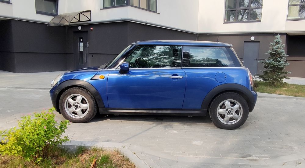 Mini one міні  ван легковий хетчбек