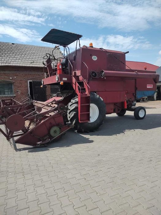 Kombajn Bizon Z056
