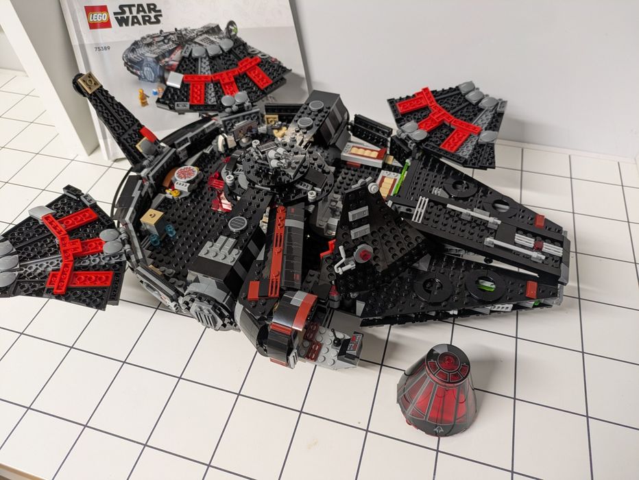 LEGO 75389 Dark Falcon