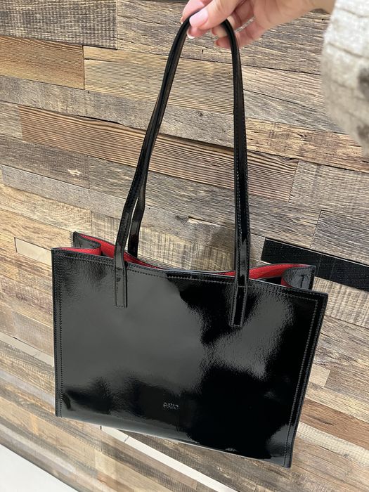 Продам шкіряну лакову сумку