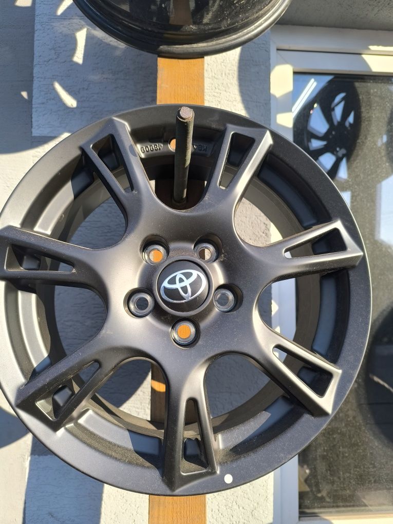 Felgi aluminiowe Nowe 15" 5x100 Toyota seat vw skoda