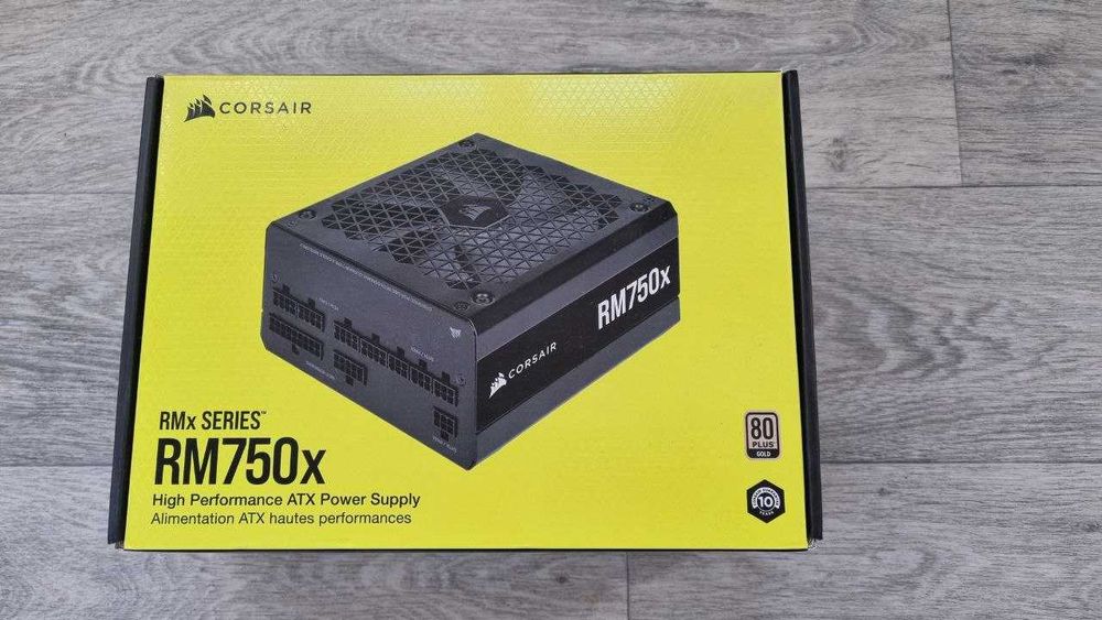 Блок живлення 750Вт Corsair RM750x, 80 Gold, безшумний, гарантія 10р