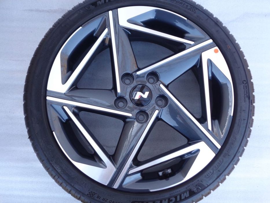 Felgi 18 Hyundai i30 i40 iX20 Kona Ioniq 5x114,3 Et55 Oryginalne Nowe