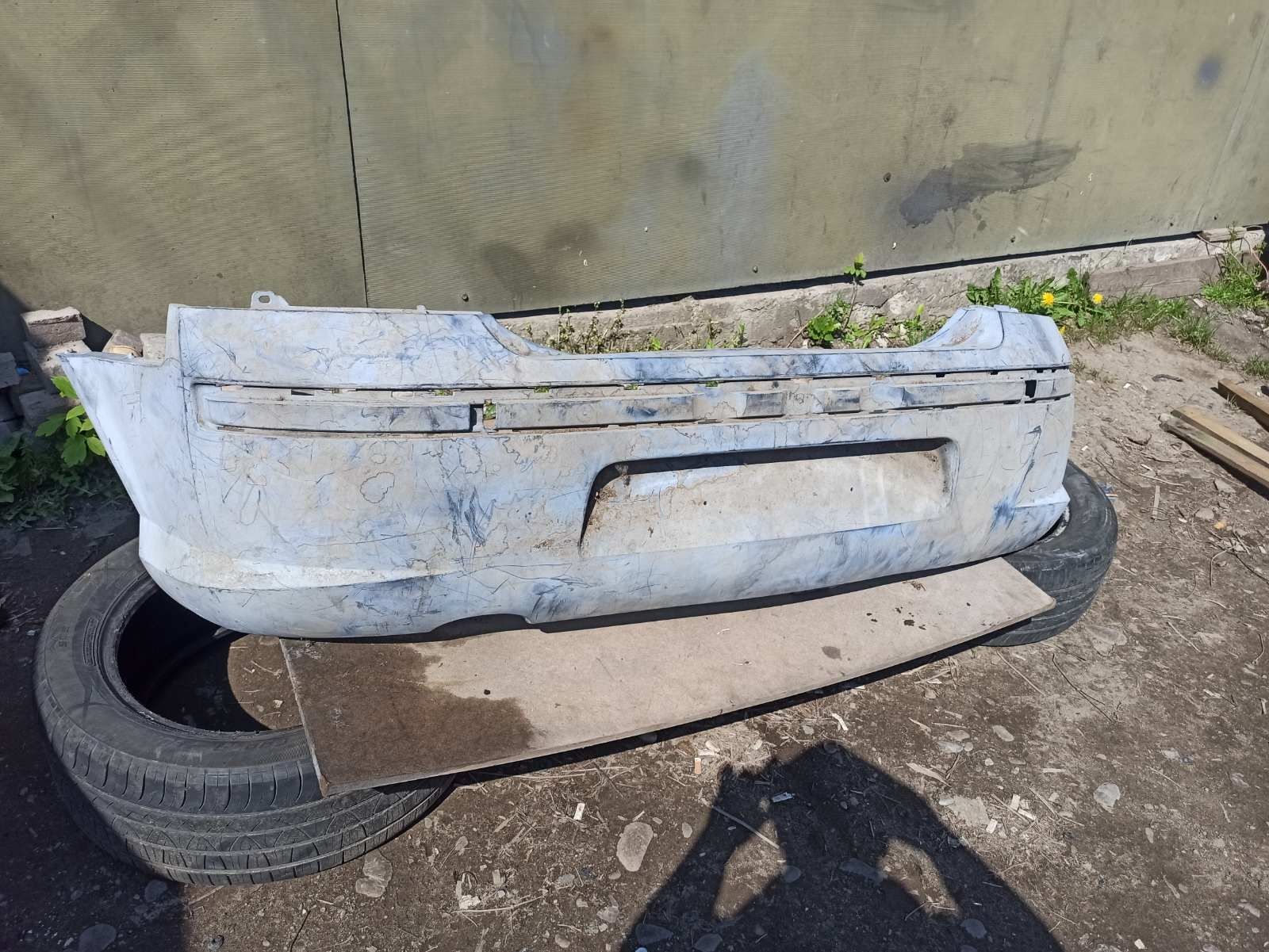 Бампер задній Peugeot 407 04-10рр 9644596077