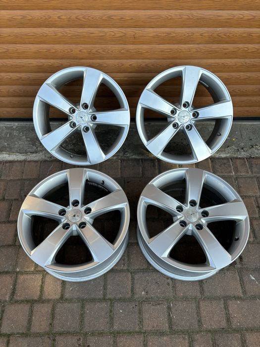 Komplet felg aluminiowych 5x114.3 17' wysyłka!
