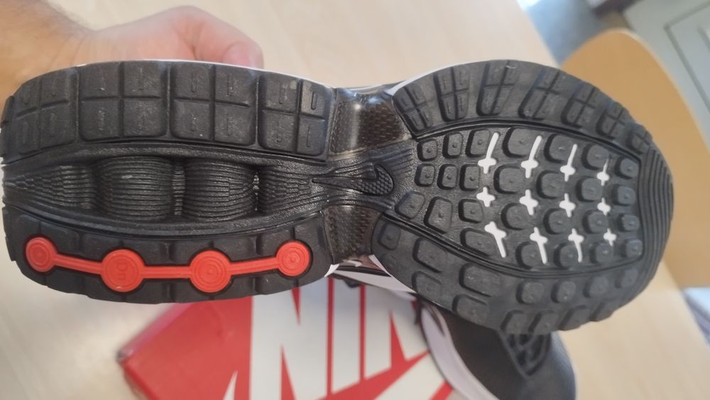 Sapatilhas 41 Nike Dn