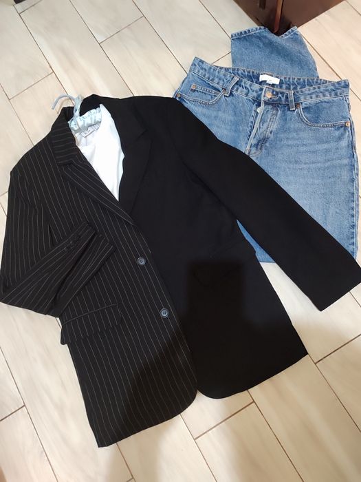 Два піджаки 1-ціна 470;2піджак ціна 599