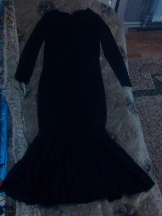 Платье    чёрное