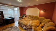 Три кімнатна квартира на мікрорайоні