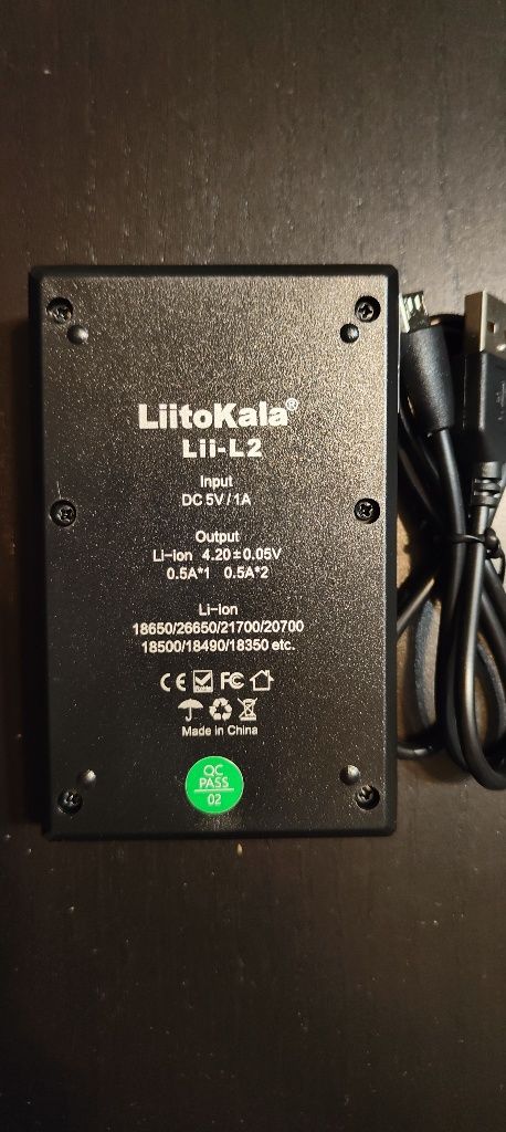 ŁADOWARKA LiitoKala L2 Lii-L2 3,7 V do akumulatorów Li-ion 18650
