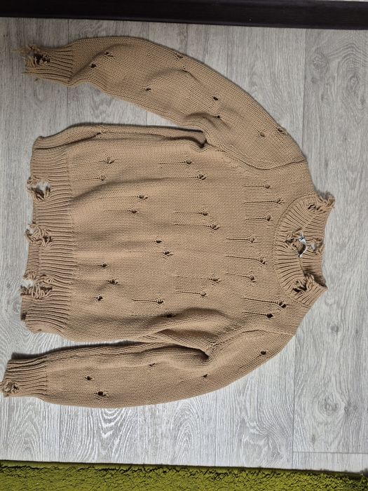 Жіночий светер Zara