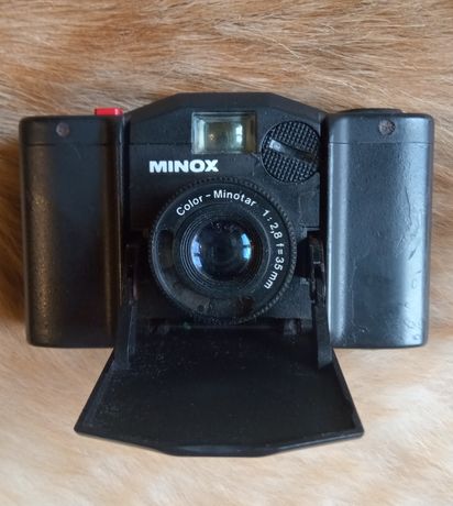 Retro stary Aparat fotograficzny MINOX 35 EL
