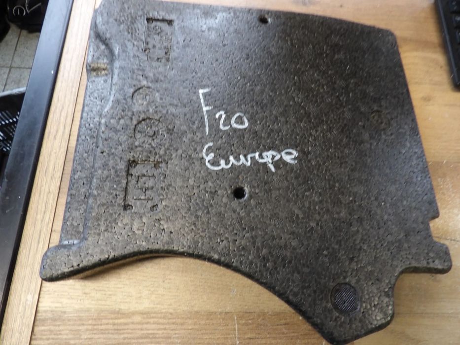 BMW - F20 - STYROPIAN , PIANKA - WYGŁUSZENIE PODŁOGI - LEWY PRZÓD - 7221931