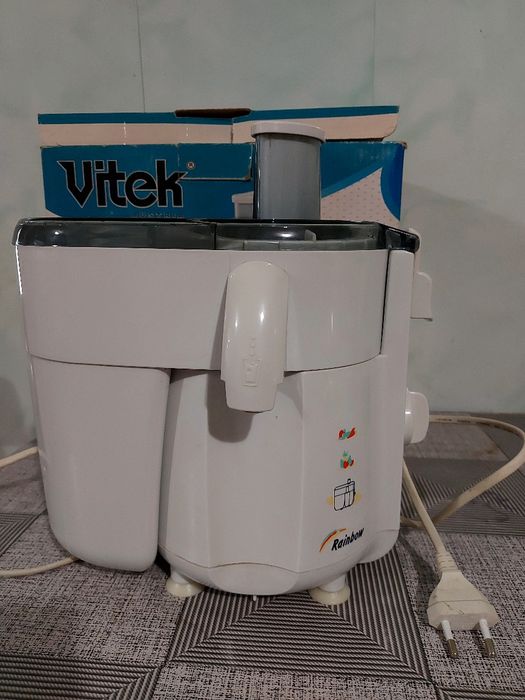 Продам соковижималку VITEK Austria Rainbow VT - 1601