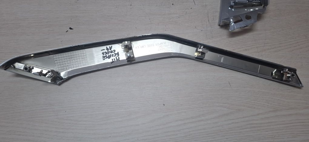Listwa  Zderzaka Przedniego Mitsubishi Eclipse