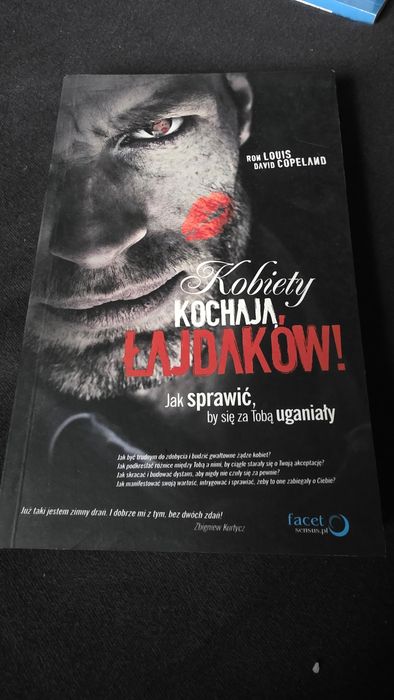 Kobiety kochają łajdakow Ron Louis David Copeland