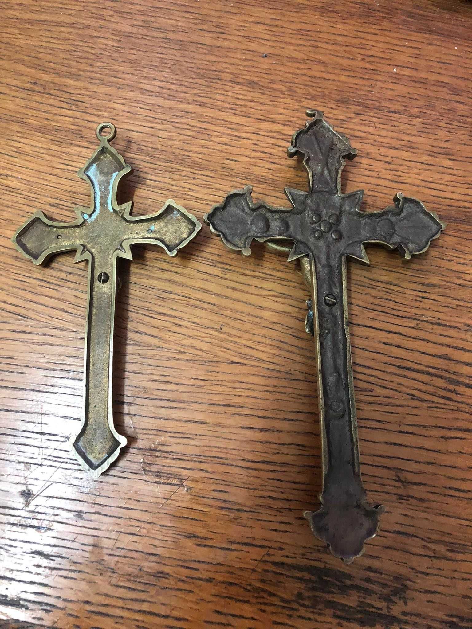 2 crucifixo bronze antigo