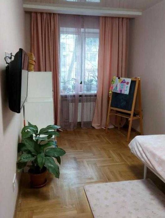 Продам 3 к. квартиру, р-н Одесской