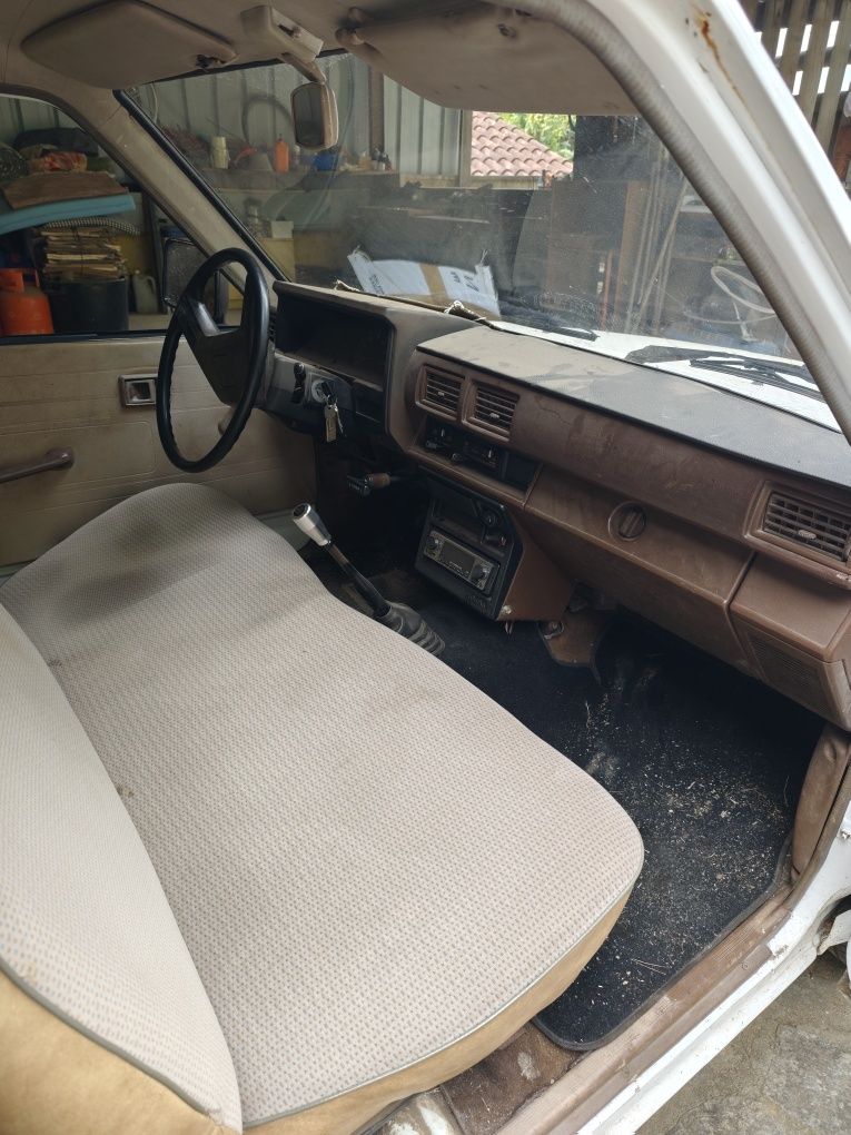 Carrinha de caixa aberta Toyota