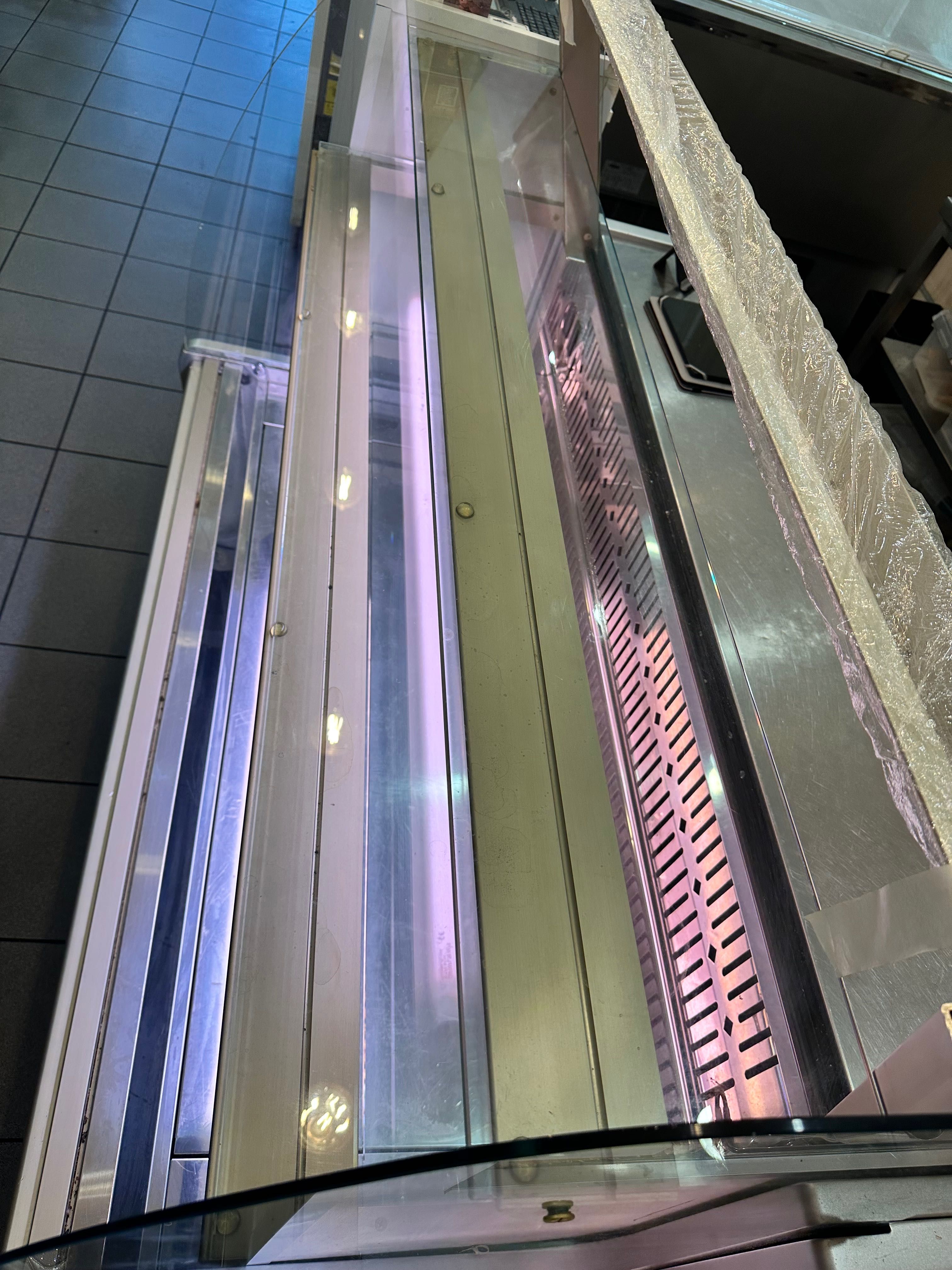 Vendo vitrine refrigeradora