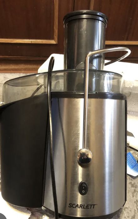 Соковитискач,соковижималка