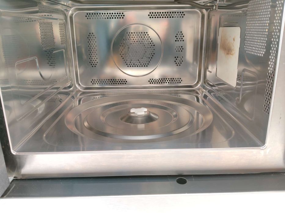 Kuchenka mikrofalowa do zabudowy AEG MSB2548C-M, 23 l, 900 W, czarna