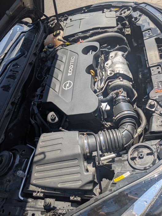 Опель інсігнія 2.0 універсал