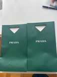 Два фирменных пакета прада. Prada