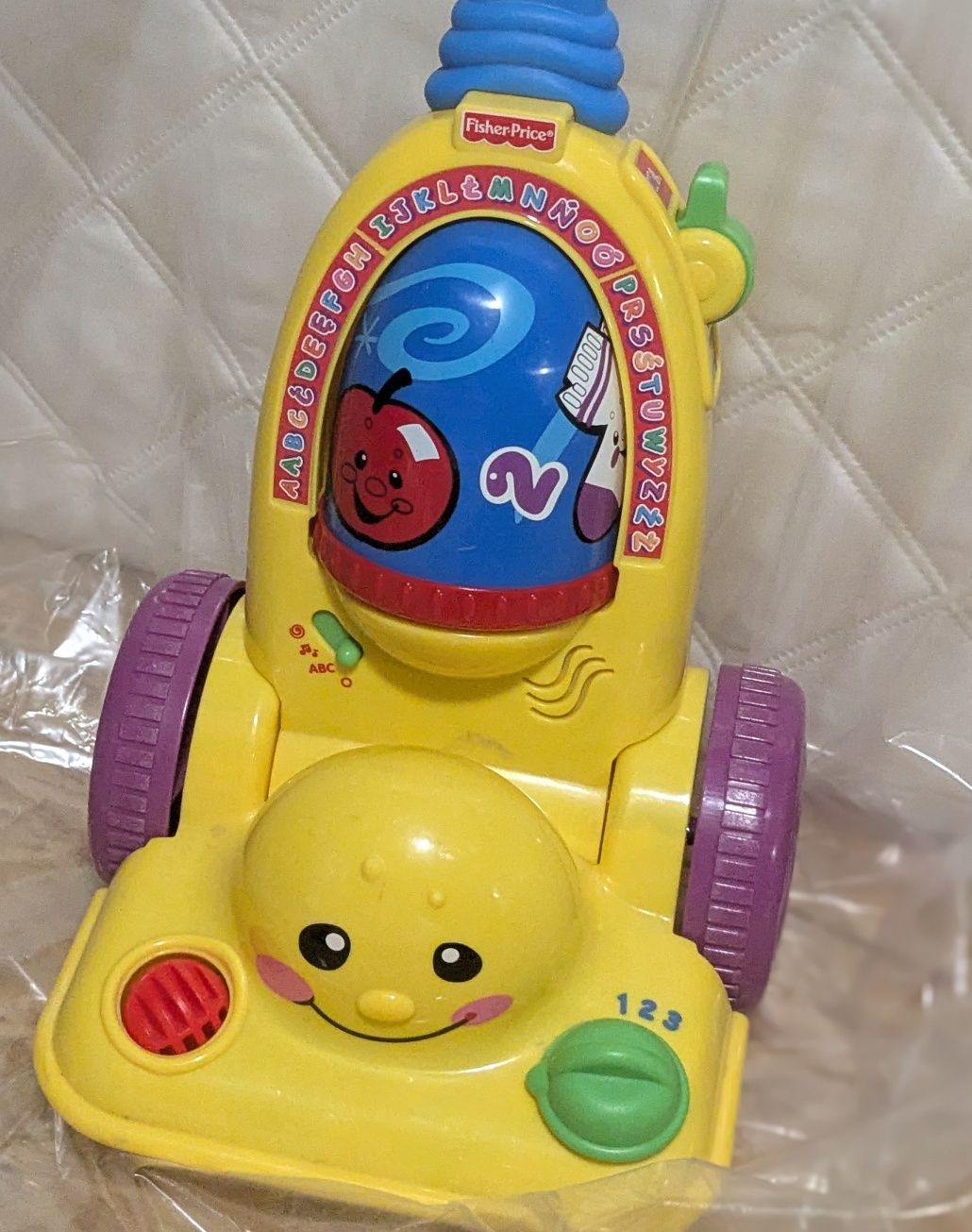 Śpiewający odkurzacz czyścik - Fisher-Price