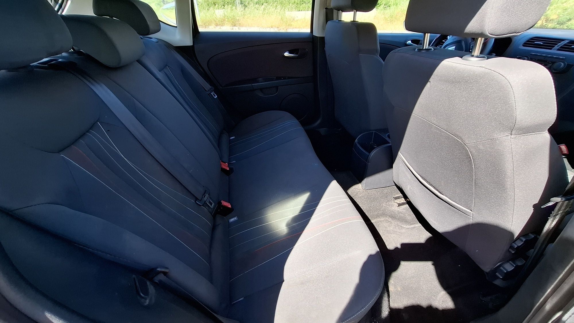 Seat Leon Copa 1.6 TDI 105cv – 137.000km – Muito económico
