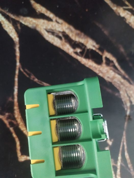 Złączka szynowa trzytorowa - jednopolowa