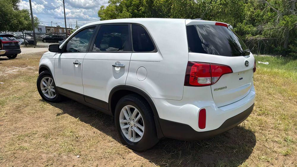 Kia Sorento      2015