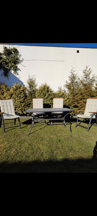 Stół ogrodowy LARVIK