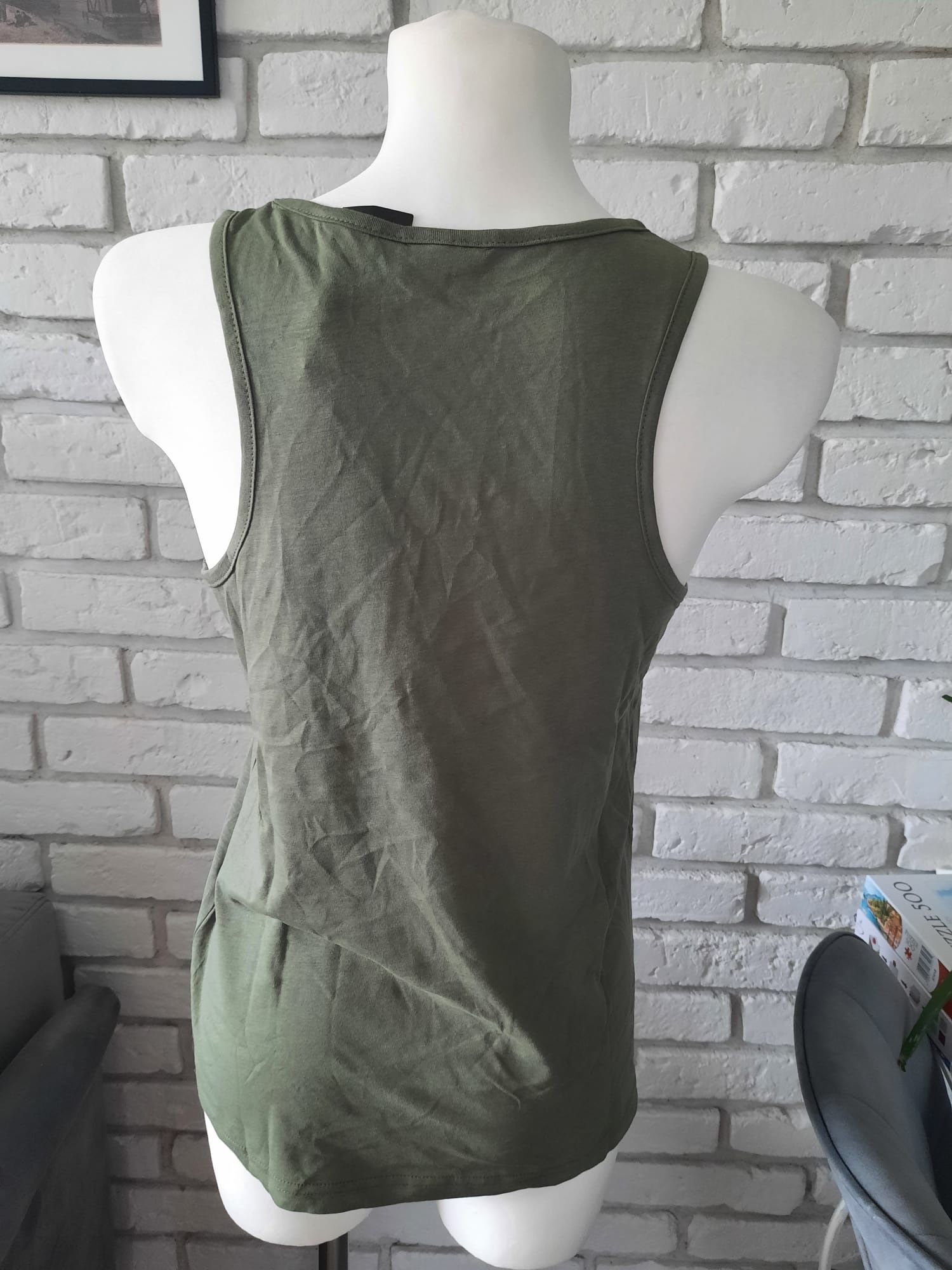 Tanktop top koszulka bez rękawów Hummel nowa S