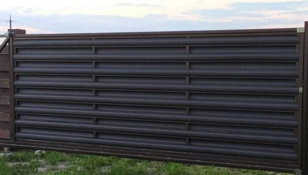 Штахети металеві