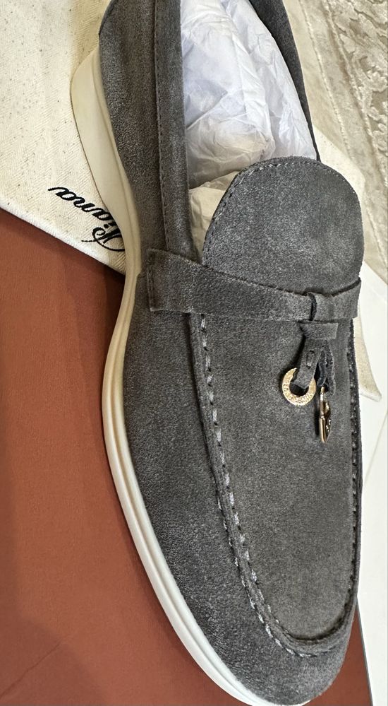 Loro Piana лофери