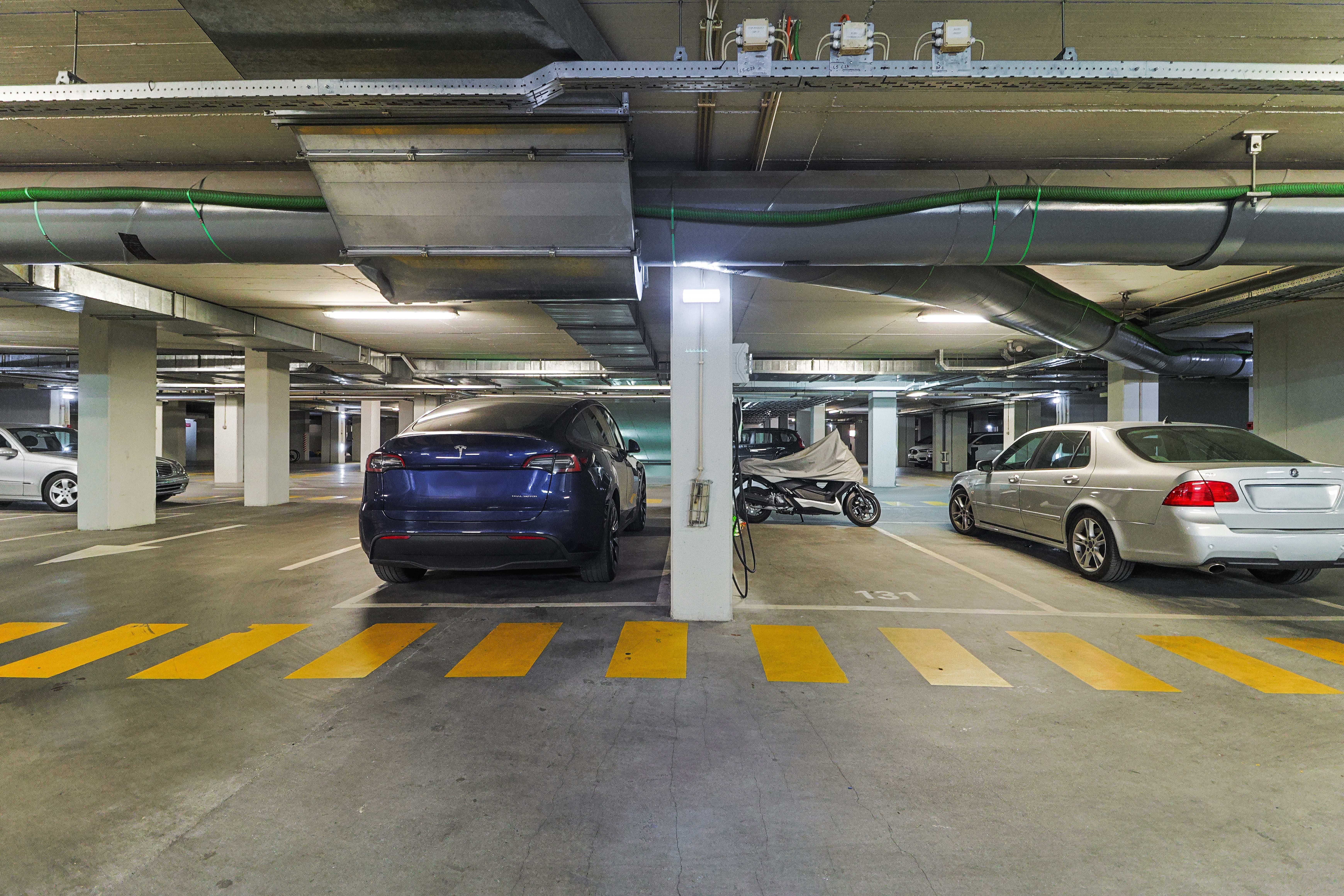 T3 , 3 WC's, 2 Lugares de Garagem com 183Mt2 Parque das Nações