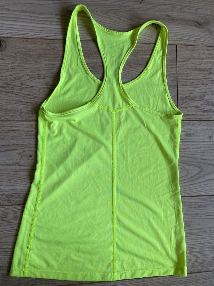 Top Nike Dri-Fit Slim Fit