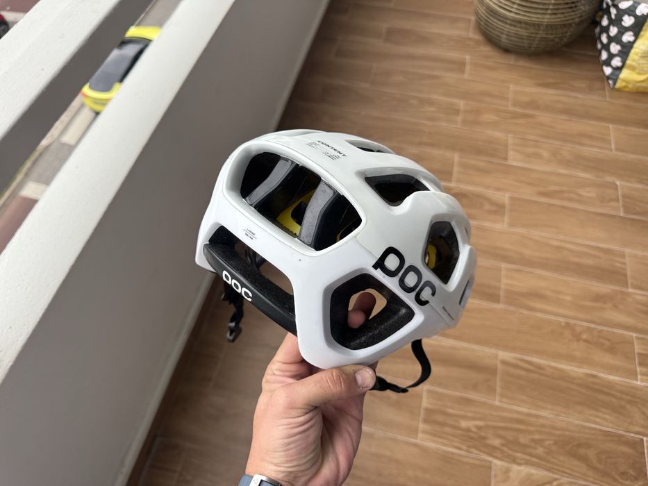 Capacete POC Octal Mips Bicicleta
