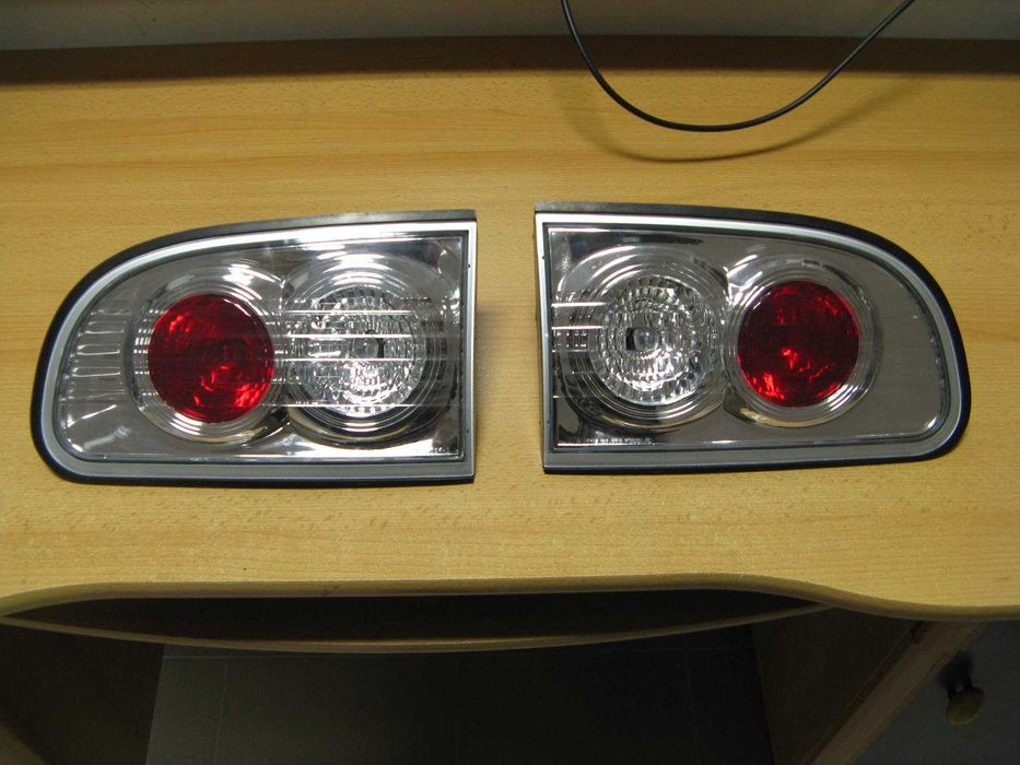 Lampy tył w klapę Delica Space Gear L400