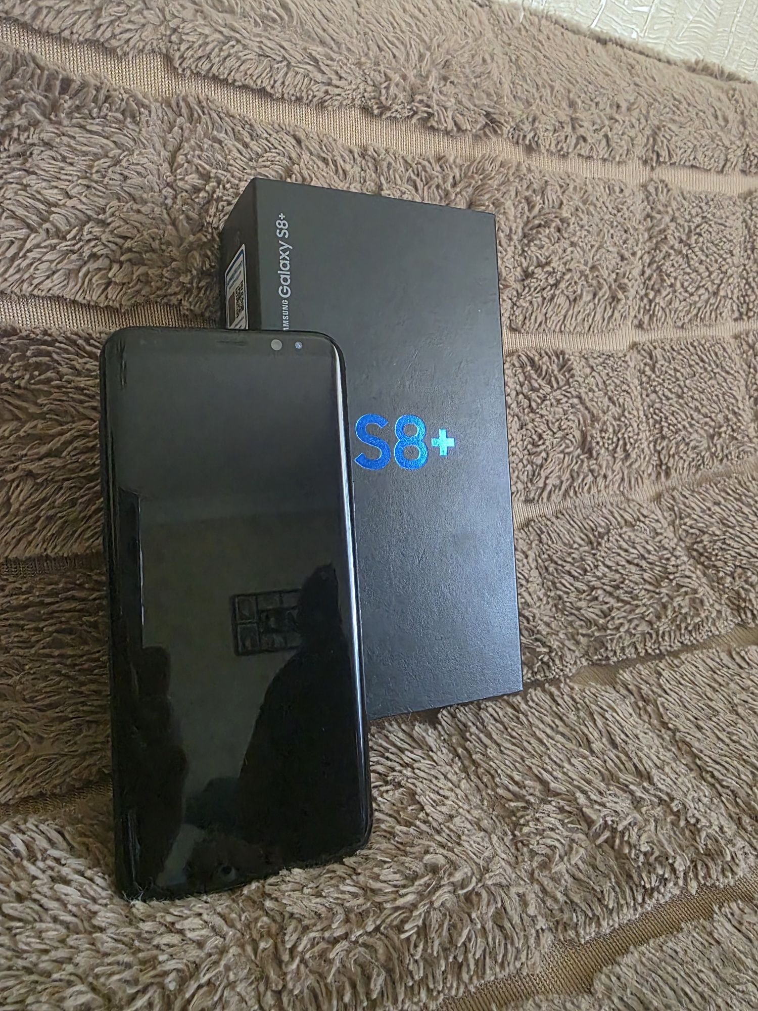 Самсунг s8+ б/у (стан:майже ідеальний)