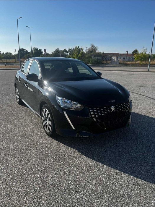 Peugeot 208 1.2 75cv em bom estado